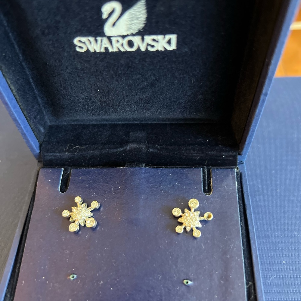 Swarovski Crystal Snowflake Earrings